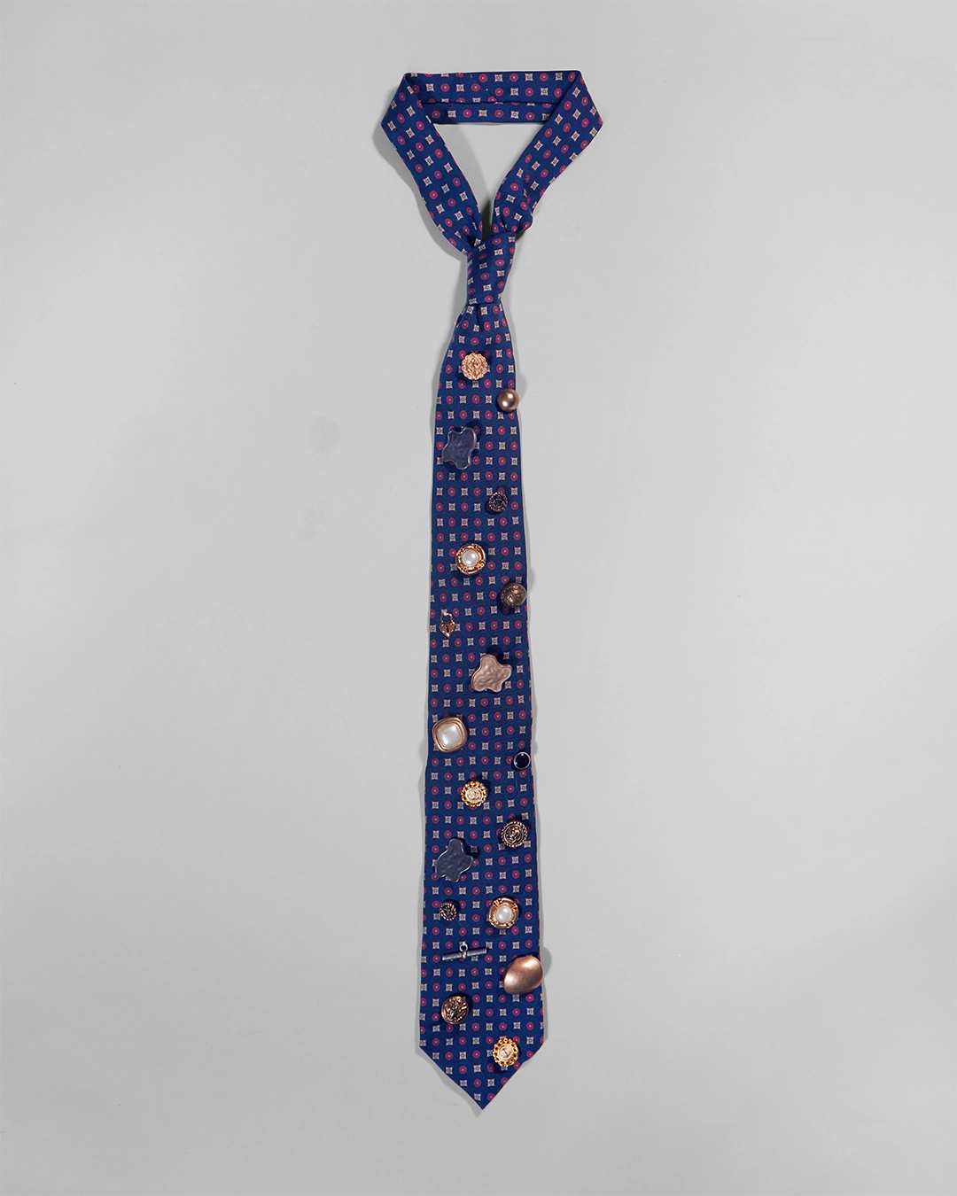 Upcycled Tie: Granny's Brooches